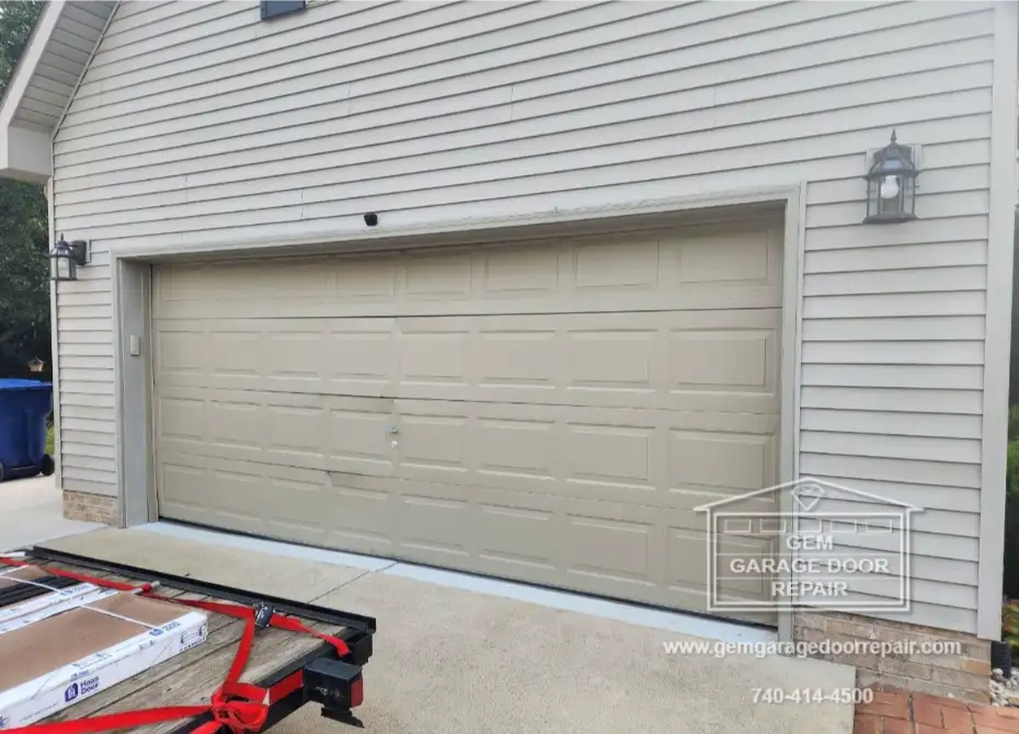 Amazing Facelift: Sandstone to Black Carriage (Photo 1)