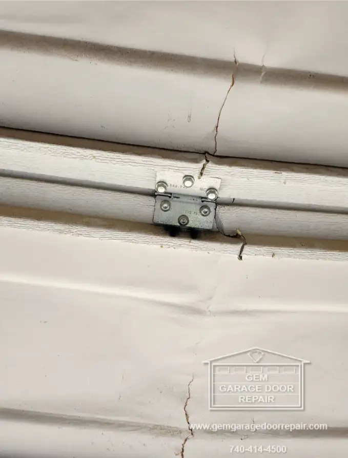 Cracking Door Replaced with Quiet Belt Opener (Photo 2)