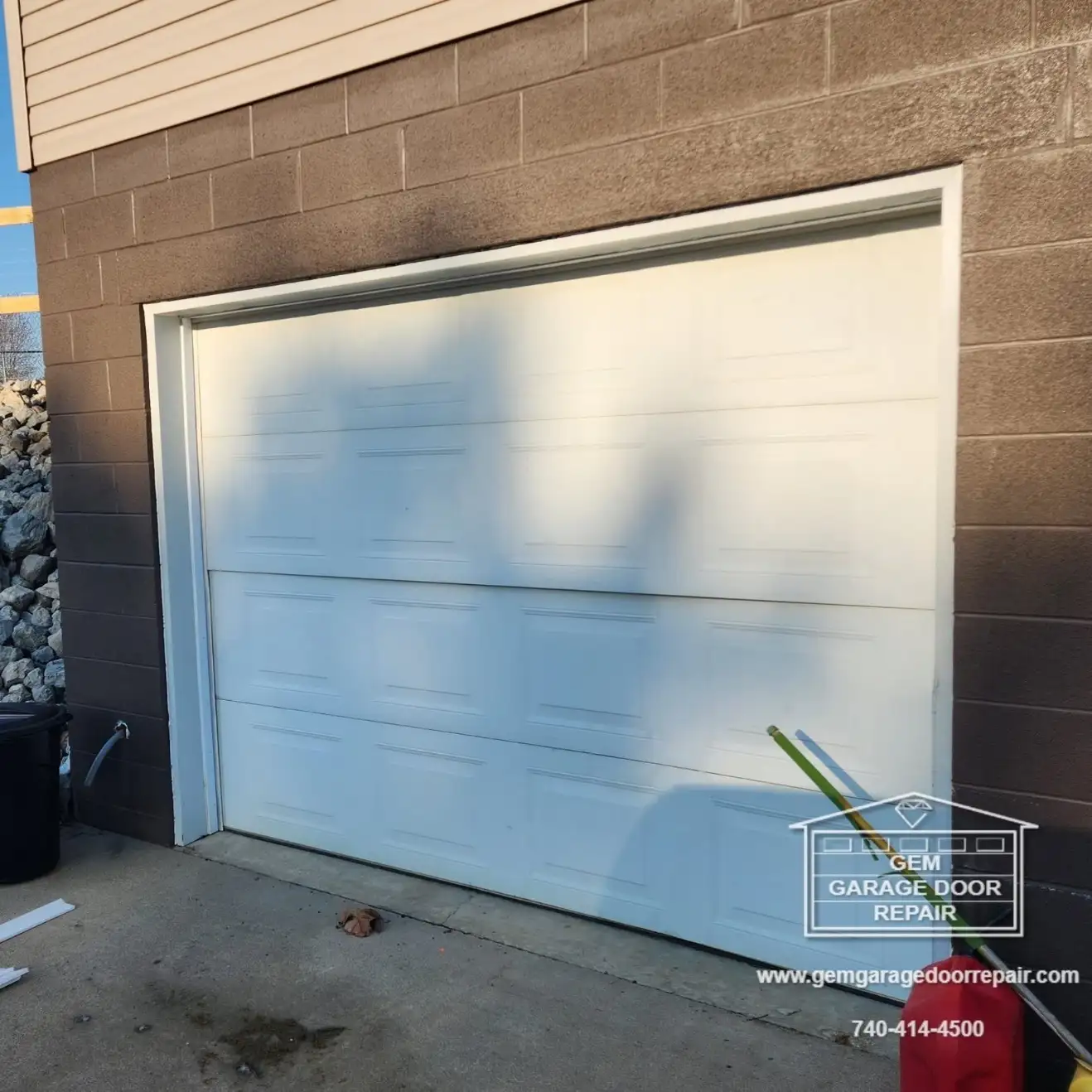 Fast Insurance Repair After Car Hit Door (Photo 2)