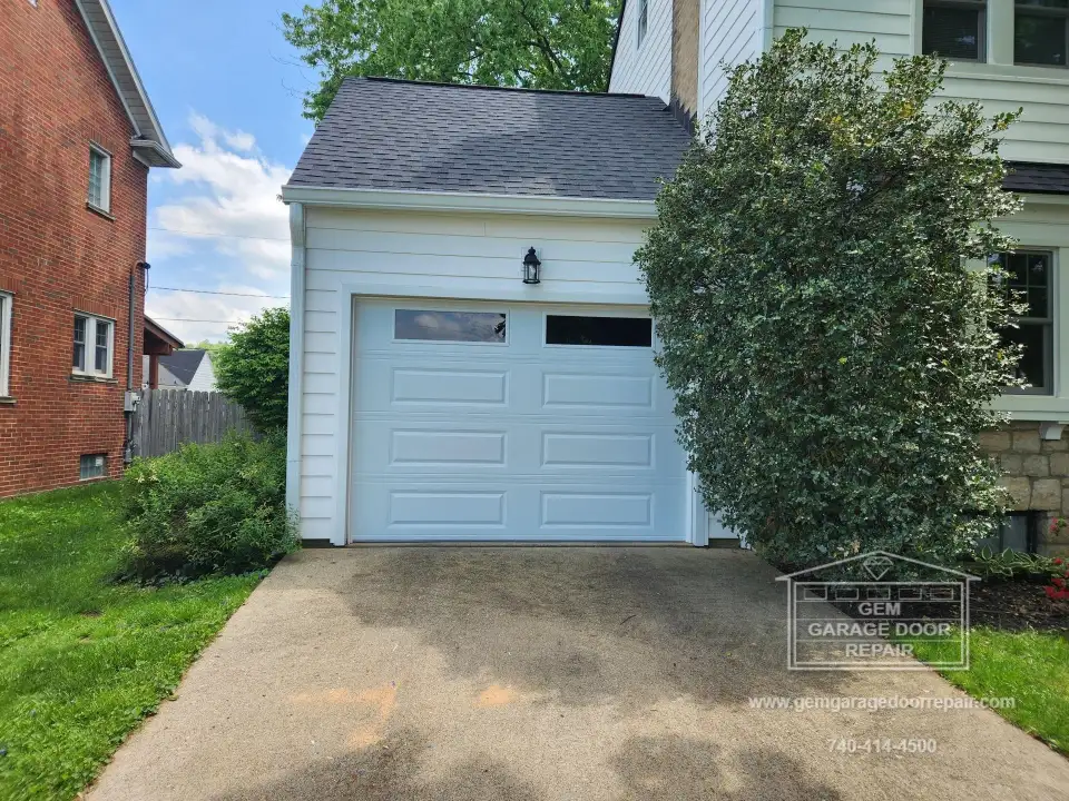 Fresh Start: Wood to White Steel with Windows (Photo 1)
